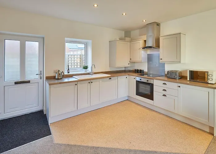 Nyaraló Host & - West Cliff Retreat *